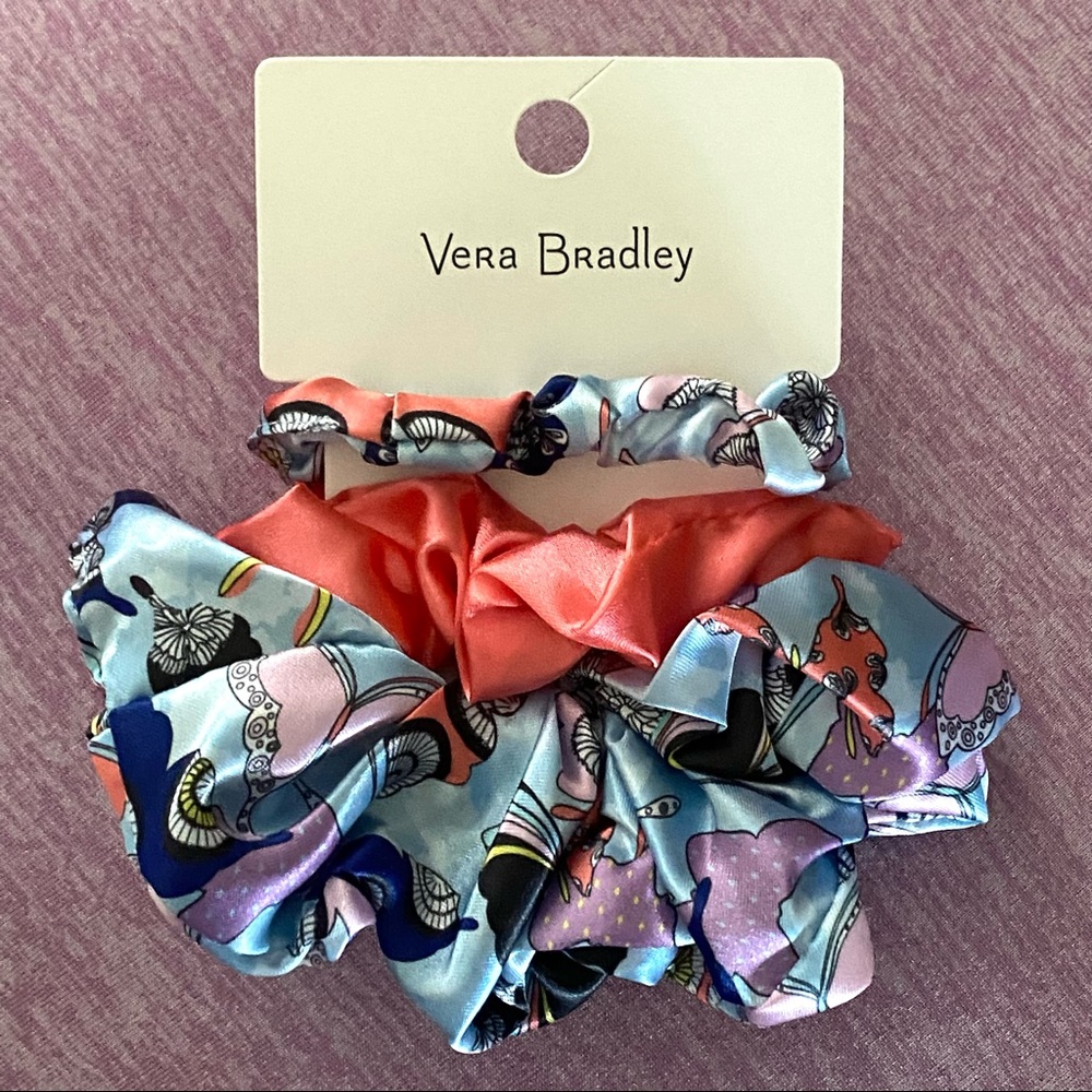 💐2 x HOST PICK💐 NWT Vera Bradley Scrunchies Set